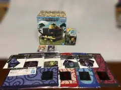 ワンピース一番くじ　E賞 四角なのに死角無し　小物入れ