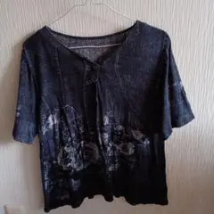 ダークグレー 花柄プリント 半袖Tシャツ