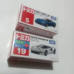 トミカ シボレー コルベット Z06 & No.19 フォード GT 2台