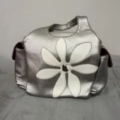 Item thumbnail for item c59eaa98-6950-4fc5-864b-1bd82a0da726