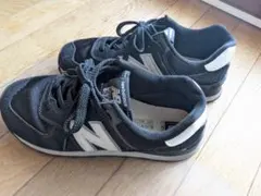 Item thumbnail for item 52264557-af6e-4919-9453-9a07142899bb