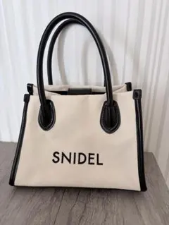 SNIDEL トートバッグ キャンバス ブラックのサムネイル