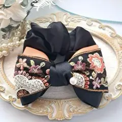 ⭐3078⭐❣️大人可愛い華やかアクセ❣️オリジナル✴インド刺繍リボンシュシュ