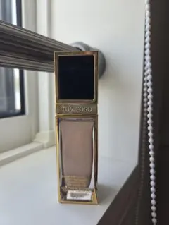 TOM FORD Shade and Illuminate 0.4 ROSEのサムネイル