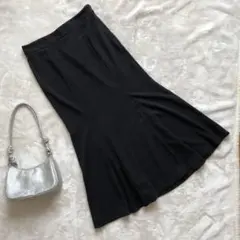 GU（ジーユー） 黒 ブラック ロングタイトスカートフレアシルエット Mサイズ