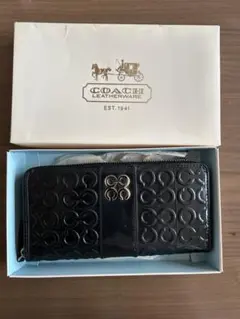 COACH エナメル長財布　ブラック