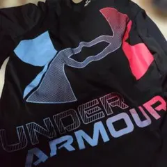 Under Armour 長袖カットソー SM/PCH ブラック