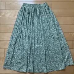 DRESKIP 緑色の花柄プリーツスカート　M