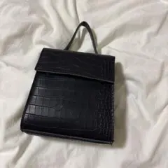 黒 クロコダイル風ショルダーバッグ　ハンドバッグ