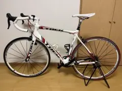 定価約30万TREK Madone ロードバイク 56cm H2＋修理キットのサムネイル