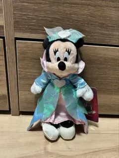 ディズニーランド ミニーマウス ぬいぐるみバッチ ドレススタイル 20周年