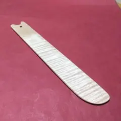 綺麗なキラキラ虎杢栃の着付用ヘラ(19.8cm)