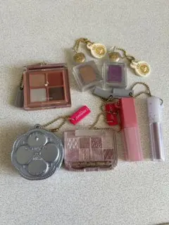 ⚠️値下げ⚠️コスメガチャ CANMAKE rom&nd マジョマジョ