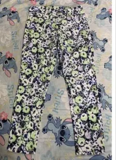 美品 ユニクロ　ストレッチレギンスパンツ　カジュアルパンツ 花柄 春夏