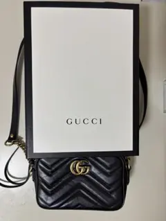 GUCCI GGマーモント ショルダーバッグ ブラックのサムネイル