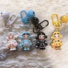 MOLLY Popmart 宇宙飛行士キーホルダー