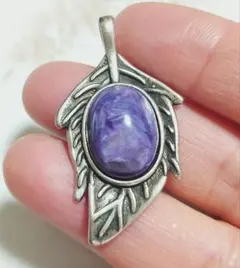 チャロアイト②リーフデザインネックレス