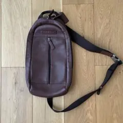 COACH メンズ ボディバッグ ワイン 本革 キーホルダー付き コンビ 