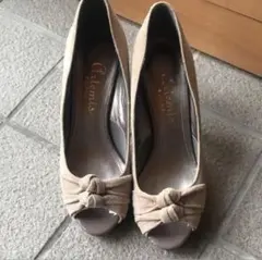 ダイアナ　パンプス