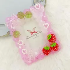 いちご ホイップデコ トレカケース 硬質ケース ピンク B8 推し活 いちご畑