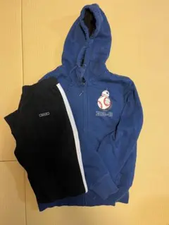 UNIQLOぼあパーカーsサイズと160ラインパンツ黒まとめ売り