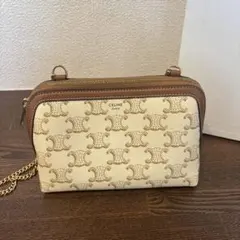 CELINE　トリオンフ　チェーン付きクラッチバッグ