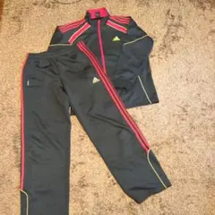 【美品】アディダスadidas ジャージ 160 男の子 黒/赤