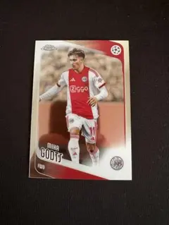 Mika Godts サッカーカード Topps Chrome