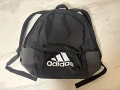 adidas リュック （公式）のサムネイル