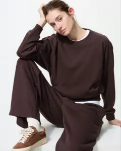 新品未使用 今期UNIQLO スウェットクロップドシャツ 2025 Mサイズ