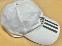 adidas AEROREADY キャップ ホワイト　57〜60cm