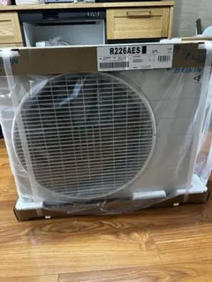 東京港区引取り限定 DAIKIN ルームエアコン F225ATES-W 本体 - メルカリ