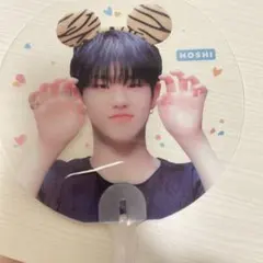 ホシ　うちわ　seventeen トレカ