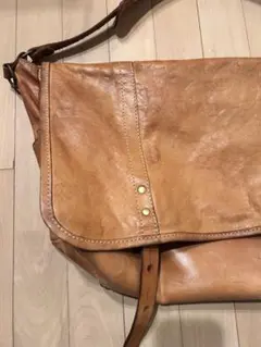 最終価格〜HERZ メッセンジャーバッグ (美品) 中古・古着通販】Herz (ヘルツ) メッセンジャーバッグ ブラウン