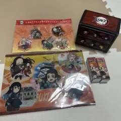 鬼滅の刃　全集中展　福岡　アクリルチャーム　クリアファイル　箱