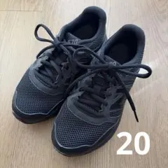 New Balance 570 キッズスニーカー　20㎝　オールブラック