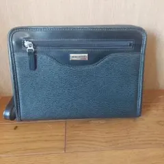 FIGARO ブラック レザークラッチバッグ