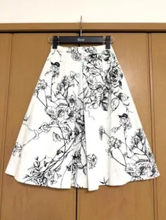 ＜MaxMara マックスマーラ＞　ひざ丈スカート MAXMARA WEEKEND LINE（マックスマーラウィークエンドライン） WEEKEND