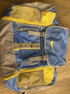 Nike メッシュポケット付きリュック