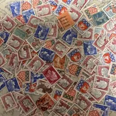 大量使用済切手コレクション250枚以上 ビンテージ 世界の切手 コレクション : リサイクルショップ