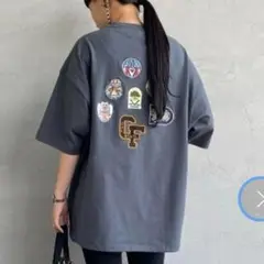 33℃ ランダム ワッペン デザイン Tシャツ　チャコールグレー