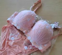 新品！大きいサイズありお花タップリブラジャーショーツセットオレンジ