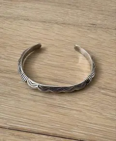 ケビン　ラモーン　シルバー　バングル