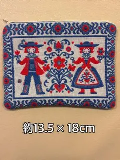 未使用品　オーストリア　可愛いポーチ　厚みあり