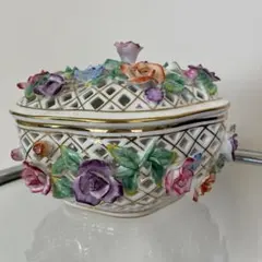 Item thumbnail for item 57965d2c-4d4b-48de-90c3-aab903e4f1b0