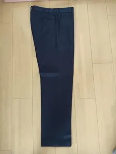 UNIQLO　ユニクロ　スラックス　ダークグレイ　ウエスト73cm