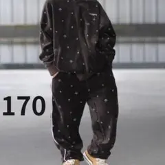 TOO SUNDAYとうくん　しまむら　umbro ベロア総柄ジップパーカー