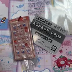 ボンボンドロップミニチュアチャーム キティちゃん　ガシャポン　ガチャ
