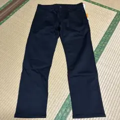 ブラックパンツ