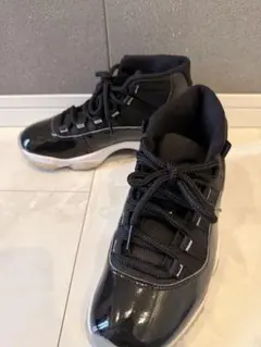 Jordan ブラック スニーカー